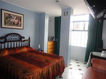 Aloja Hotel 3*